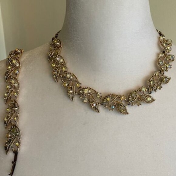 VINTAGE Gold Tone Crystal Leaf Necklace & Bracelet (2) - Picture 2 of 16